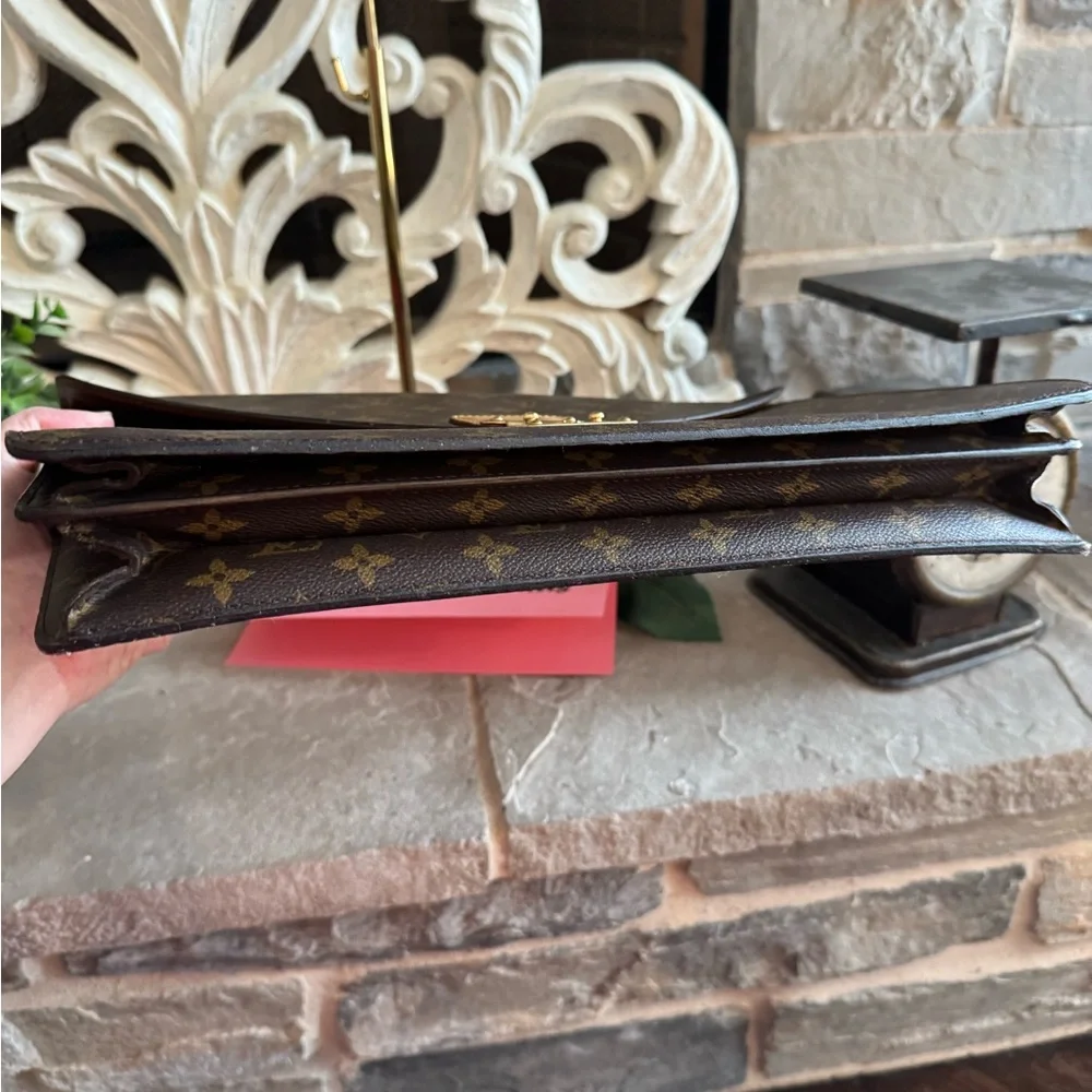 Louis Vuitton Porte Document Bandoliere Men's Bag with free COA